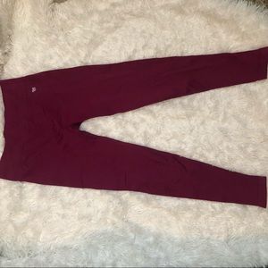 Maroon workout leggings